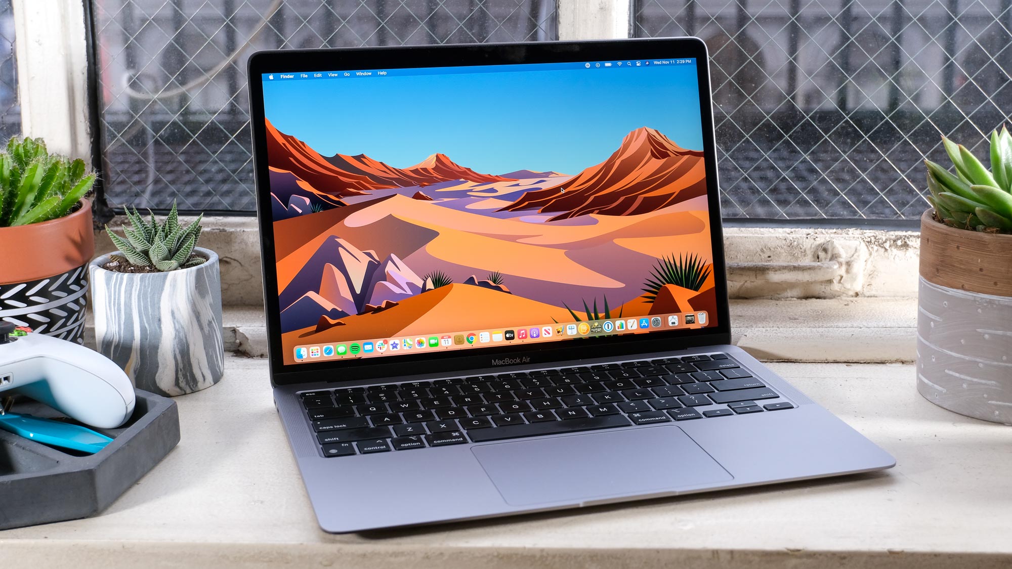 MacBook Battery Drain: 15 Expert Solutions to Fix and Extend Battery Life 1 MacBook Battery Drain: 15 Expert Solutions to Fix and Extend Battery Life